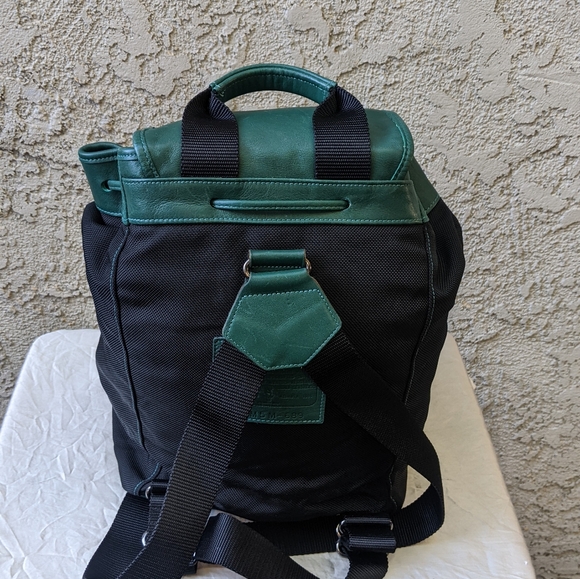 RARE Coach Drawstring Backpack - Picture 7 of 12